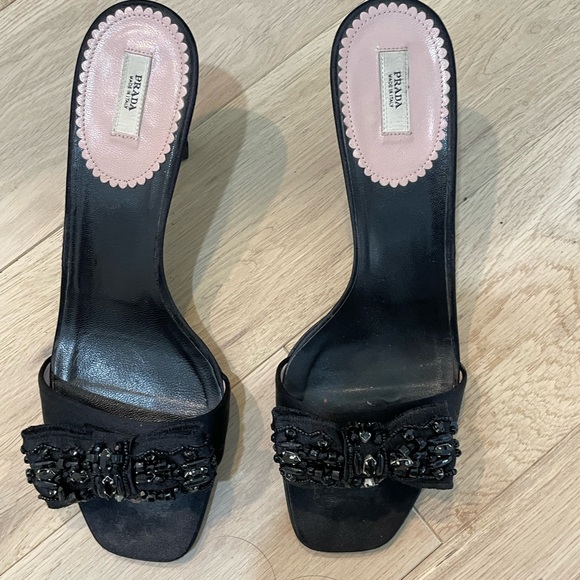 Prada size 38 kitten heel bow shoes - Picture 4 of 9